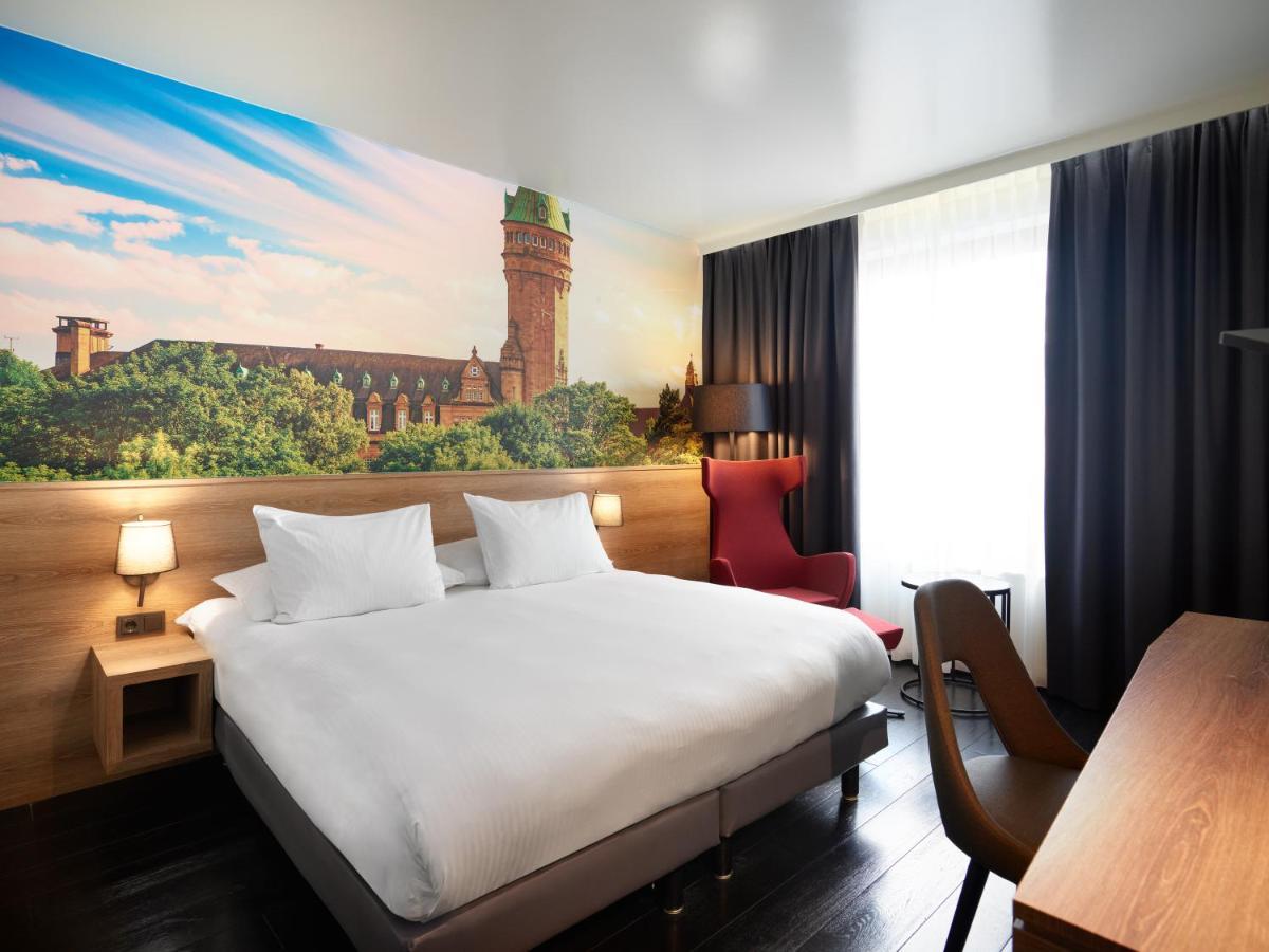 Park Inn By Radisson Luxembourg City Esterno foto