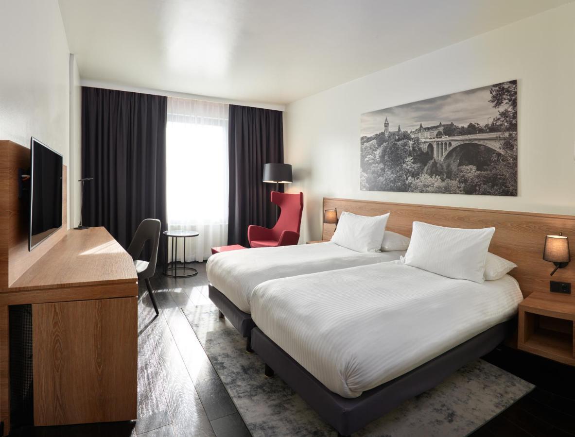 Park Inn By Radisson Luxembourg City Esterno foto