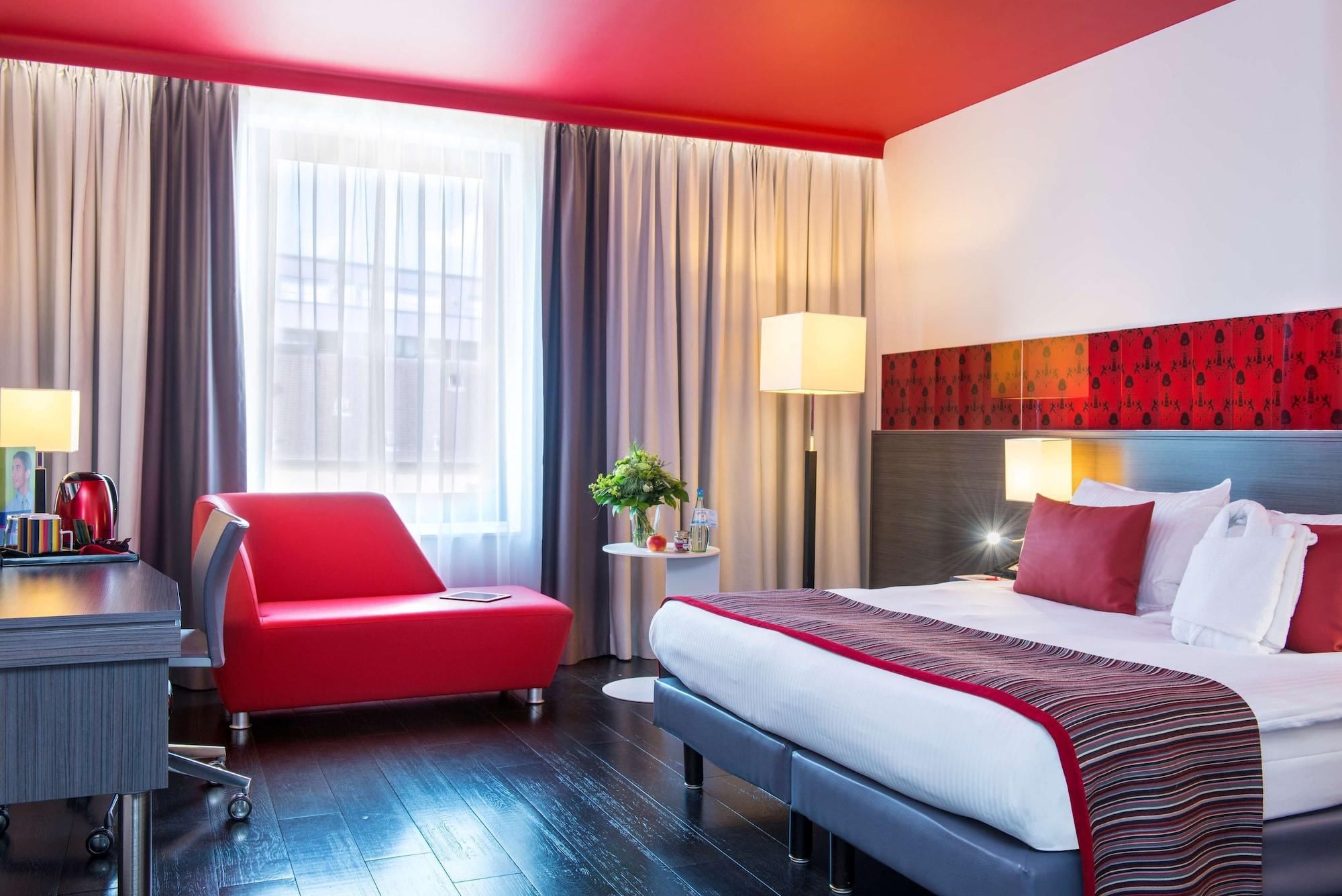 Park Inn By Radisson Luxembourg City Esterno foto