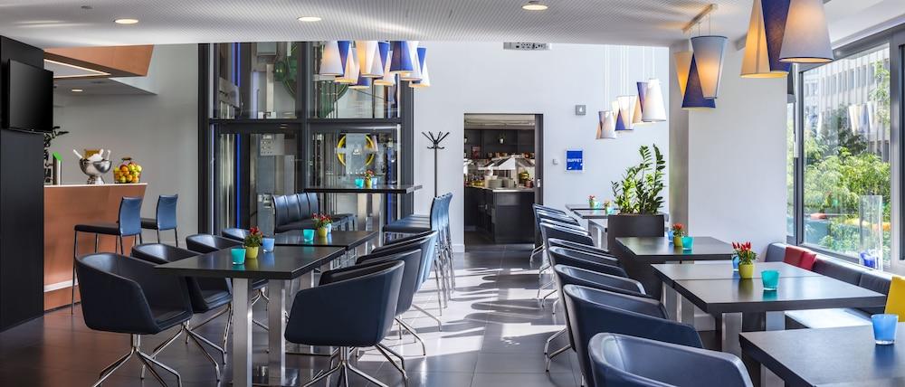 Park Inn By Radisson Luxembourg City Esterno foto