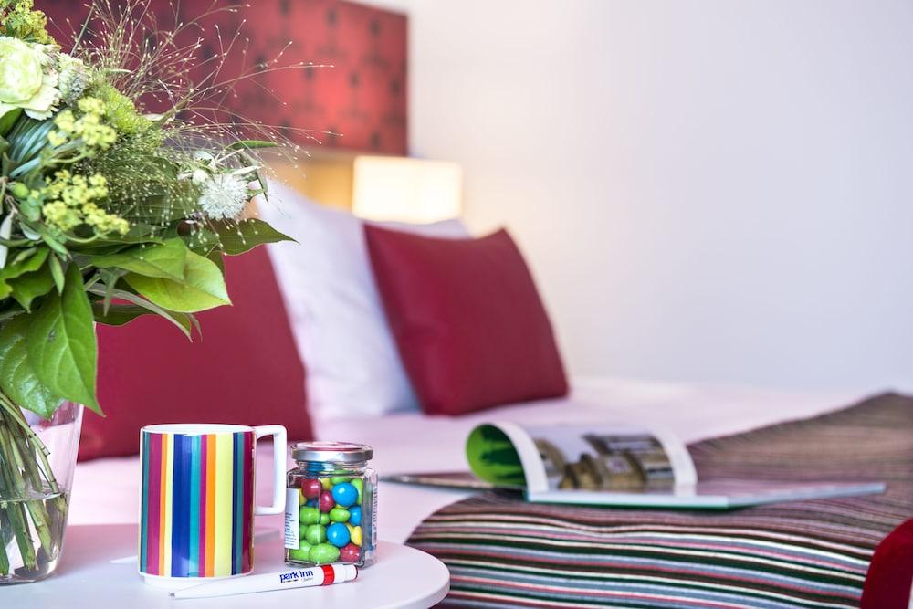 Park Inn By Radisson Luxembourg City Esterno foto
