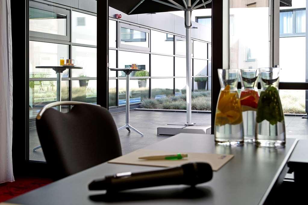 Park Inn By Radisson Luxembourg City Servizi foto