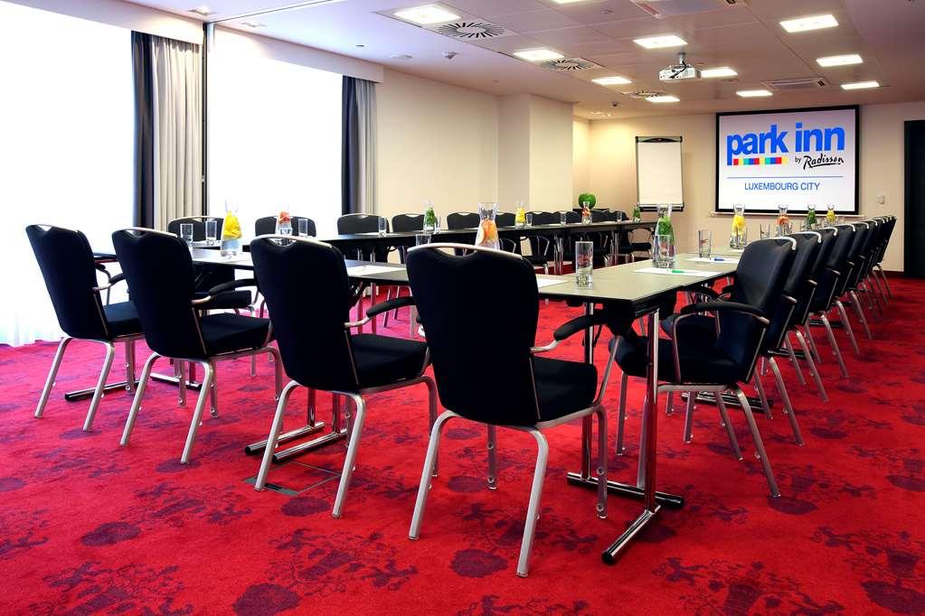 Park Inn By Radisson Luxembourg City Servizi foto