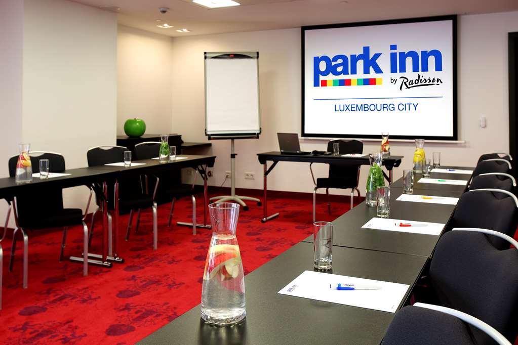Park Inn By Radisson Luxembourg City Servizi foto