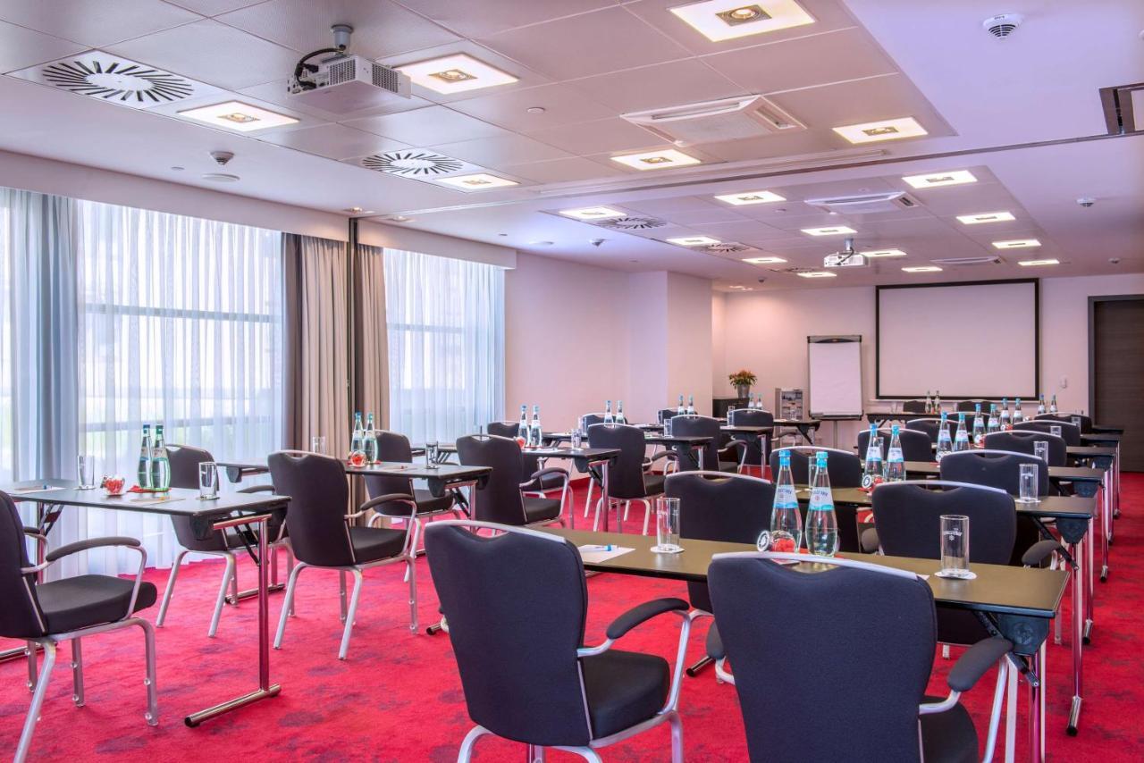 Park Inn By Radisson Luxembourg City Esterno foto